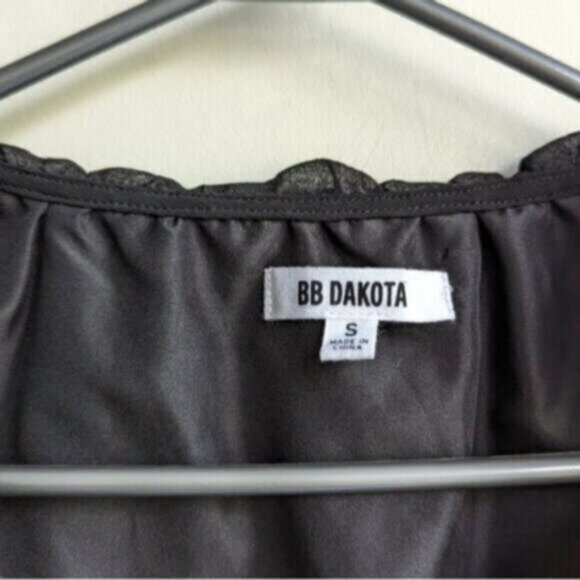 Anthropologie BB Dakota black ruffle sleeve blouse - Picture 6 of 6